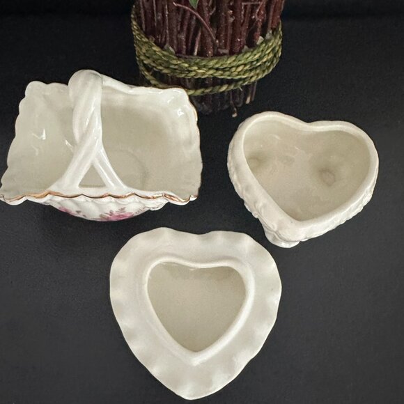 Vintage Porcelain Trinket Footed Lidded Heart dish & Trinket Basket/Candy Bowl - Picture 3 of 5